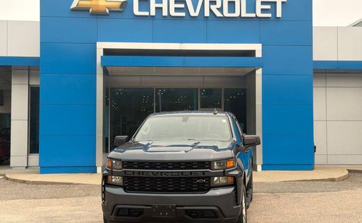 2020 Chevrolet Silverado Custom