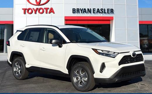 2025 Toyota RAV4 LE