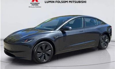 2025 Tesla Model 3 Long Range