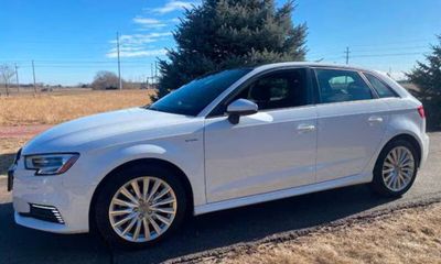 2017 Audi A3 E Tron Premium