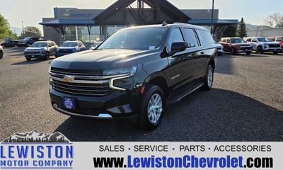 2024 Chevrolet Suburban LT