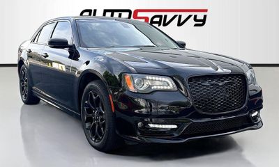 2023 Chrysler 300 Touring L