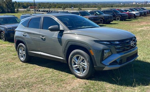 2026 Hyundai Tucson SE