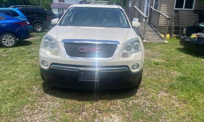 2011 GMC Acadia SLT 1