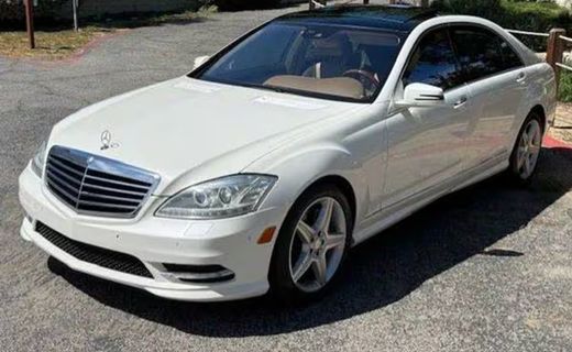 2010 Mercedes-Benz S-Class S550
