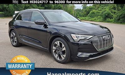 2023 Audi E-Tron Quattro Premium S
