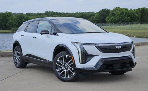 2026 Cadillac Optiq Sport 1