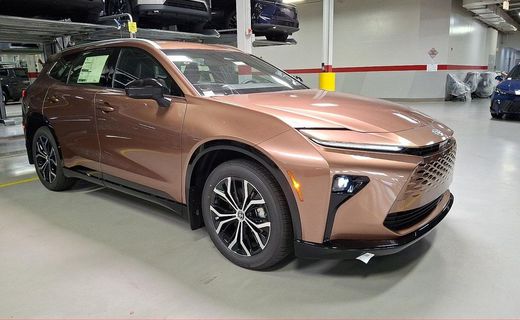 2026 Toyota Crown Signia Limited