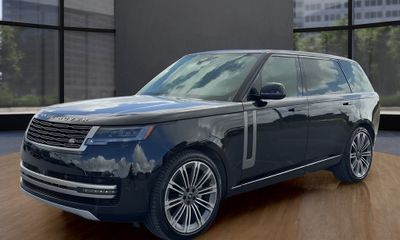 2024 Land Rover Range SE