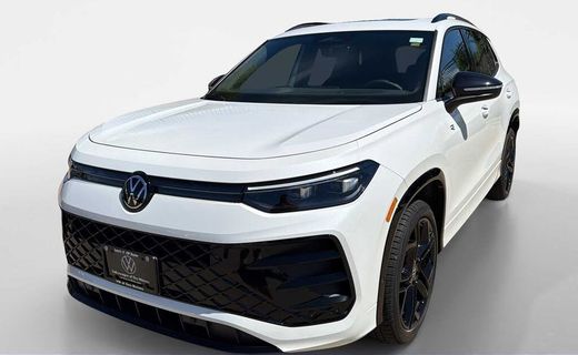 2026 Volkswagen Tiguan 4MOTION SE Black