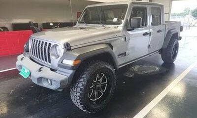 2020 Jeep Gladiator Sport