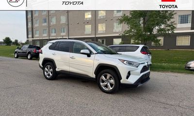 2021 Toyota RAV4 Limited HV