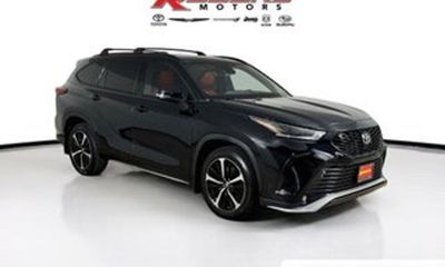 2022 Toyota Highlander XSE