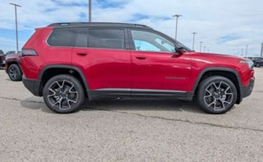 2026 Jeep Cherokee Overland