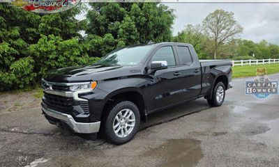 2023 Chevrolet Silverado LT