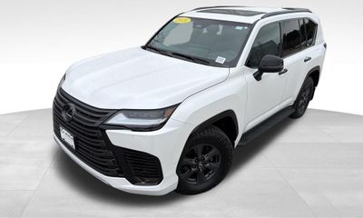 2025 Lexus LX 700H Overtrail