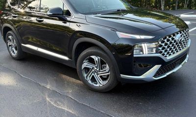 2023 Hyundai Santa FE SEL Premium
