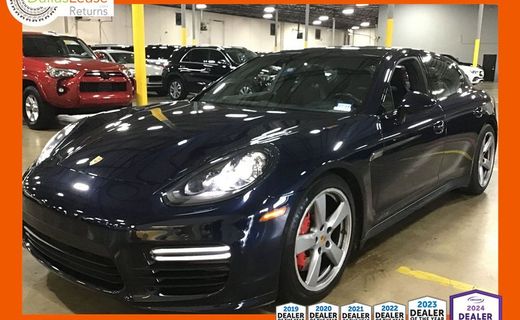 2016 Porsche Panamera GTS