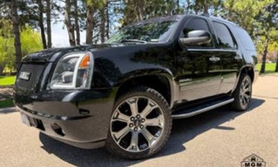 2012 GMC Yukon Denali