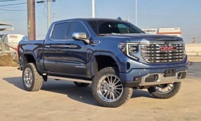 2026 GMC Sierra Elevation