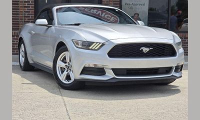2016 Ford Mustang V6 Convertible