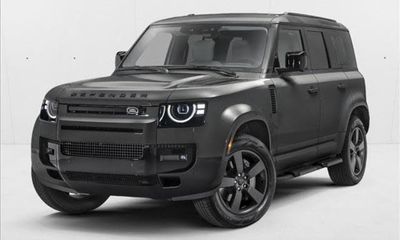 2026 Land Rover Defender 110 S