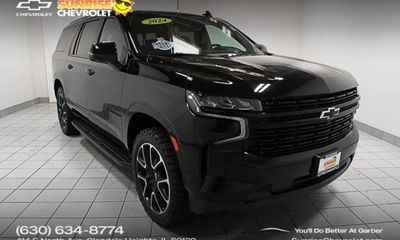 2024 Chevrolet Suburban RST