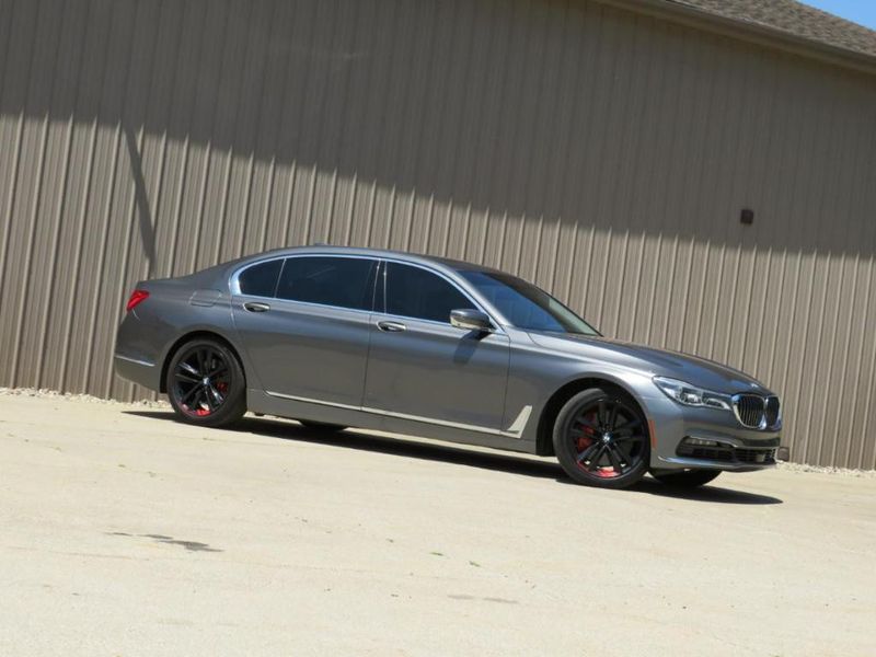 2017 Bmw 750i, B7 — a typically priced live listing