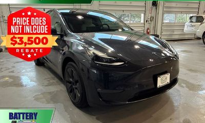 2025 Tesla Model Y Long Range
