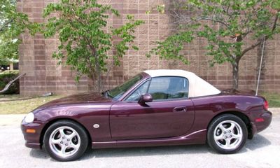 2000 Mazda MX-5