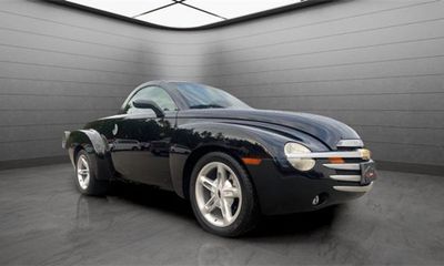 2004 Chevrolet SSR LS