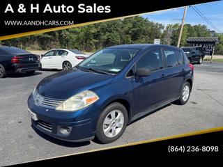 2009 Nissan Versa S 18