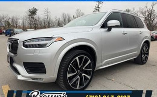2021 Volvo XC90 Momentum