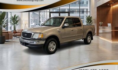 2002 Ford F-150 XLT SuperCrew