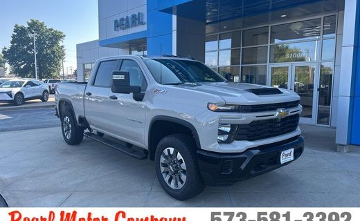 2026 Chevrolet Silverado HD Custom