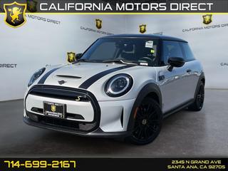 2023 Mini Hardtop SE Hatchback