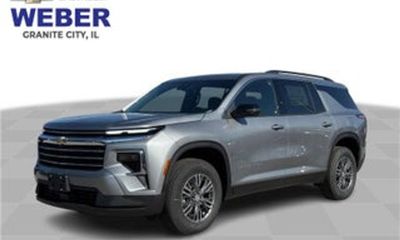 2025 Chevrolet Traverse LT