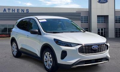 2025 Ford Escape Active