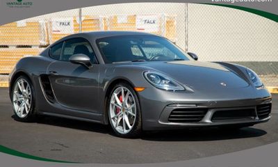 2018 Porsche 718 Cayman S