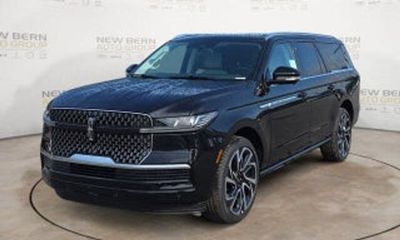 2026 Lincoln Navigator L Reserve