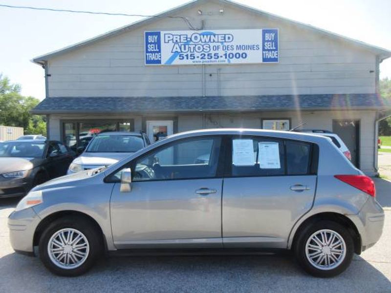 2008 Nissan Versa — a typically priced live listing