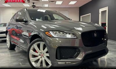 2017 Jaguar F-Pace S