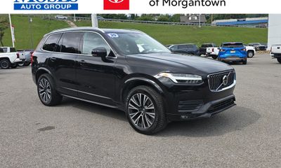2020 Volvo XC90 Momentum