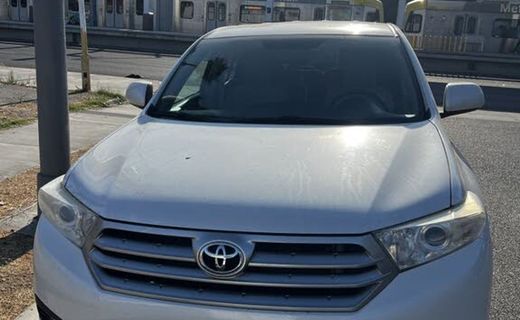 2013 Toyota Highlander Base