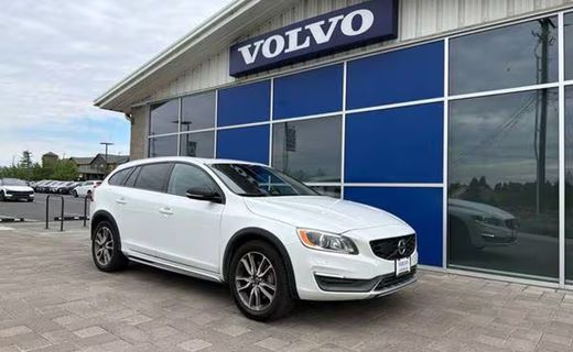 2015 Volvo V60CC Platinum