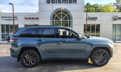2026 Jeep Grand Cherokee Summit
