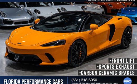 2023 McLaren GT