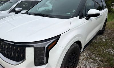 2025 Kia Carnival