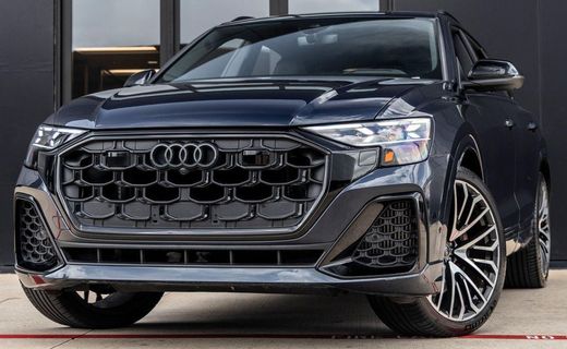 2025 Audi SQ8 Quattro Prestige
