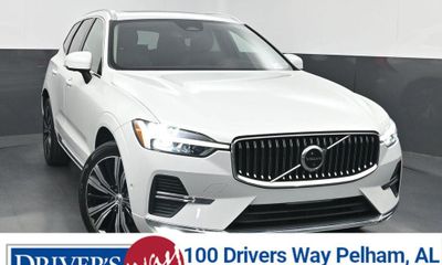 2023 Volvo XC60 Plus Bright